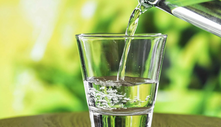 Health tips,health tips in hindi,health research,right way to drink water,health research,obesity