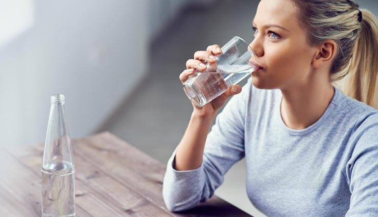 शरीर में पानी की कमी को पूरा करेंगे ये आहार, जानें और रहें स्वस्थ