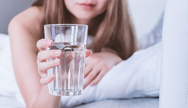 The 12 Most Important Reasons To Drink Water Early In The Morning