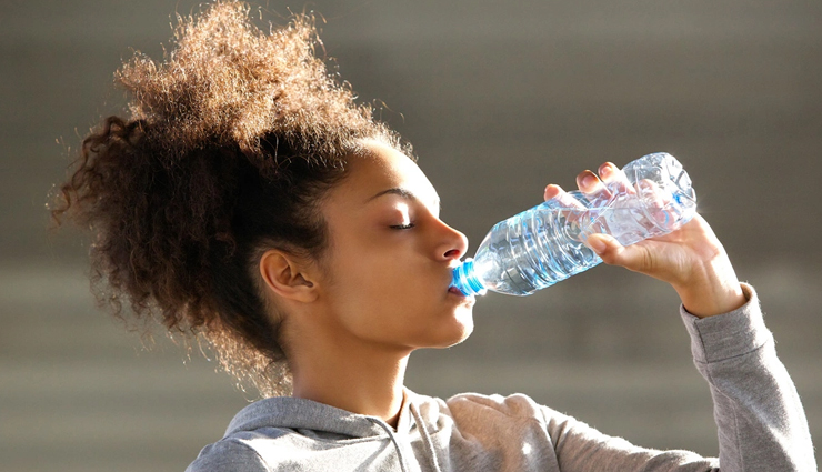 4 Ways Drinking Water Can Help To Lose Belly Fat