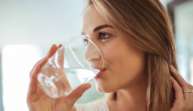 Benefits and Side Effects of Drinking Water
