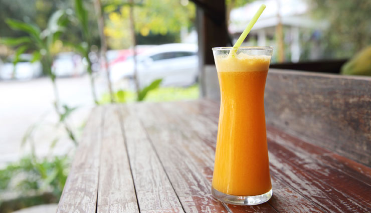 costa rica,drinks to try in costa rica,unique drinks in costa rica,agua dulce,agua de sapo,resbaladera,batidos,jugo de tamarindo