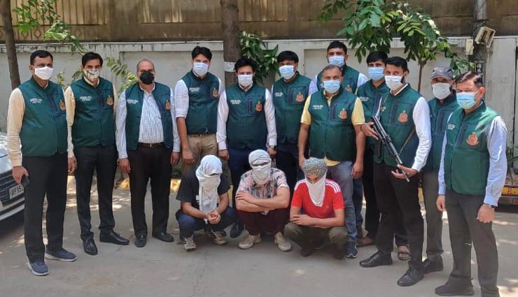 दिल्ली में पकड़ी गई 2500 करोड़ कीमत की 350 किलो हेरोइन, अबतक देश में मिली नशे की यह दूसरी सबसे बड़ी खेप