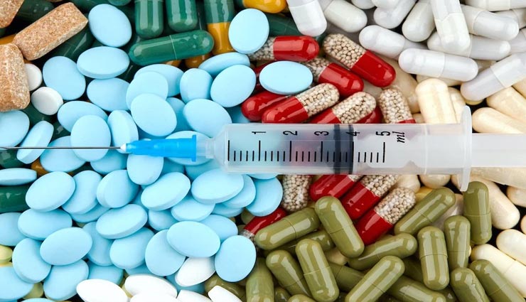 हनुमानगढ़ : कार के बोनट में छुपा रखे थे नशे की गोलियों के डिब्बे, कीमत 1.5 लाख रुपए