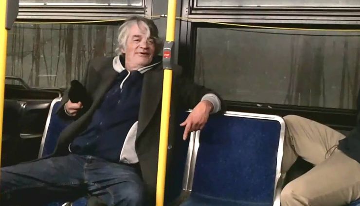 5 types of people we meet while traveling in bus,people we cross in bus,different kinds of people in bus