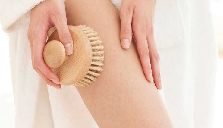 benefits of brushing,brushing skin,skin care tips,beauty tips