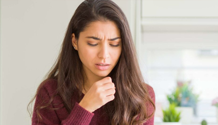 रात को सोने नहीं देती हैं सूखी खांसी, आराम पाने के लिए आजमाए ये नुस्खें 