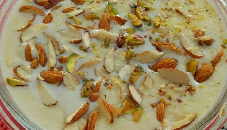 dry fruits kheer,dry fruits kheer ingredients,dry fruits kheer recipe,almond,cashewnut,khoya,milk