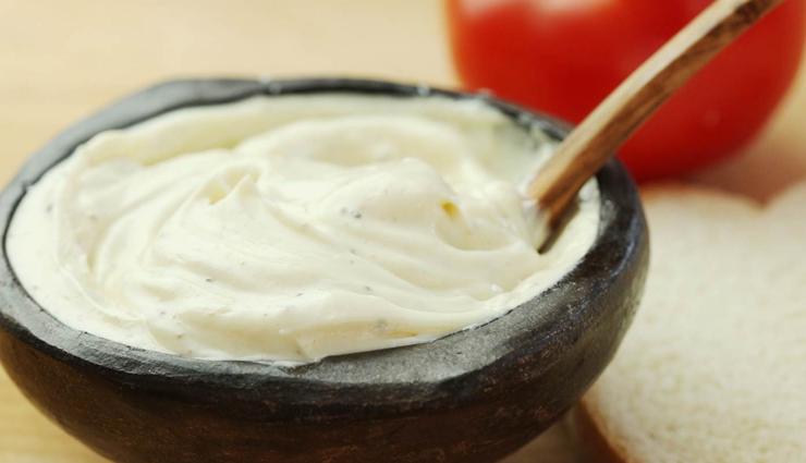 banana mask,honey mask,egg mask,yogurt,mayonnaise,diy techniques,diy techniques to treat dry hair,hair care tips,skin care tips,beauty tips,summer tips