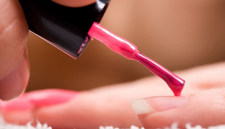 dry nail polish quickly,nail polish apply tips,beauty tips