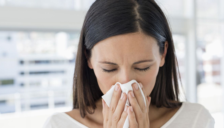 Causes and 8 Effective Home Remedies to Treat Dry Nose