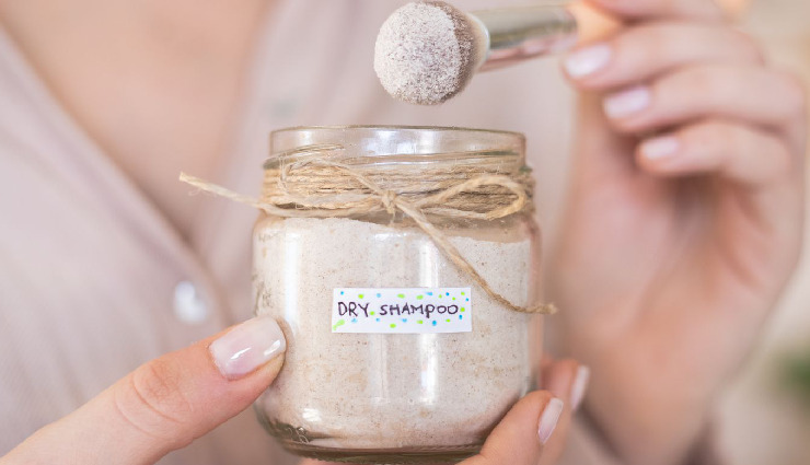 post workout hair care,sweaty hair tips,tea tree oil for scalp,dry shampoo benefits,workout hair routine,tea tree oil application,chang oil hair care,witch hazel for hair,blow dryer tips,post gym hair care,remove sweat from hair