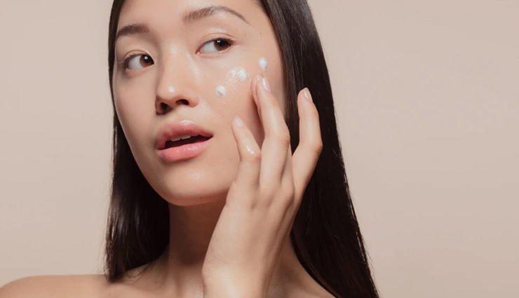 5 Ways To Use Honey To Treat Dry Skin