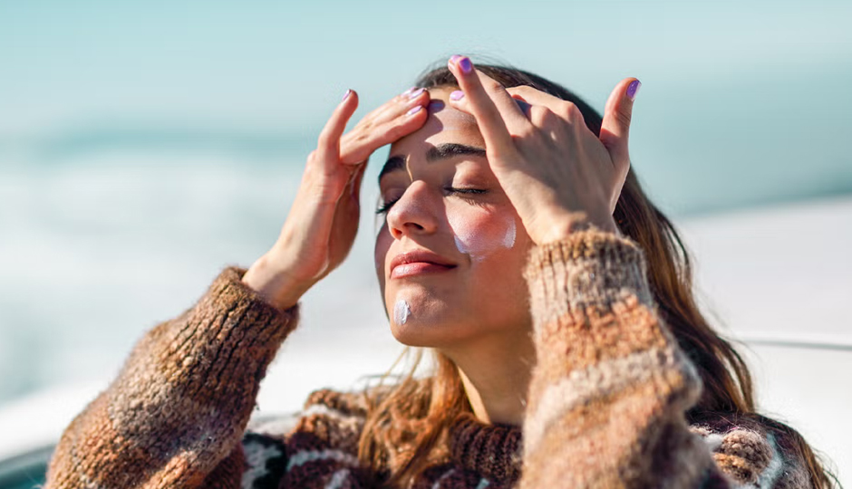 10 DIY Ways To Treat Dry Skin in Winters