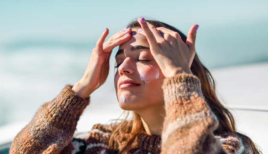 10 Effective Home Remedies to Treat Dry Skin in Winters