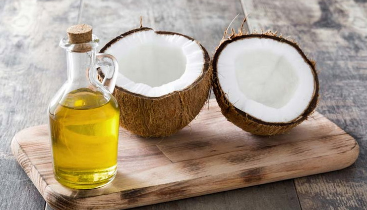 Avocados,salmon,orange and yellow veggies,chamomile,coconut oil,olives,green leafy vegetables,walnuts,banana,flaxseeds,dry skin,skin care tips,beauty tips