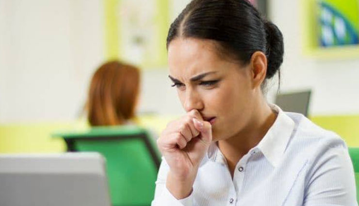 5 Remedies To Get Rid of Dry Throat