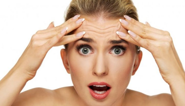 make-up on dry skin may have to be heavy in winter these damages the skin,beauty tips,beauty hacks