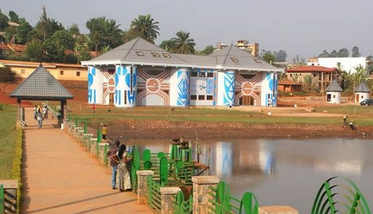 cameroon,must-see places,beauty,diversity,travel destinations,tourism,attractions,natural wonders,cultural sites,historical landmarks,wildlife,adventure,scenic beauty,top destinations,explore cameroon,african travel