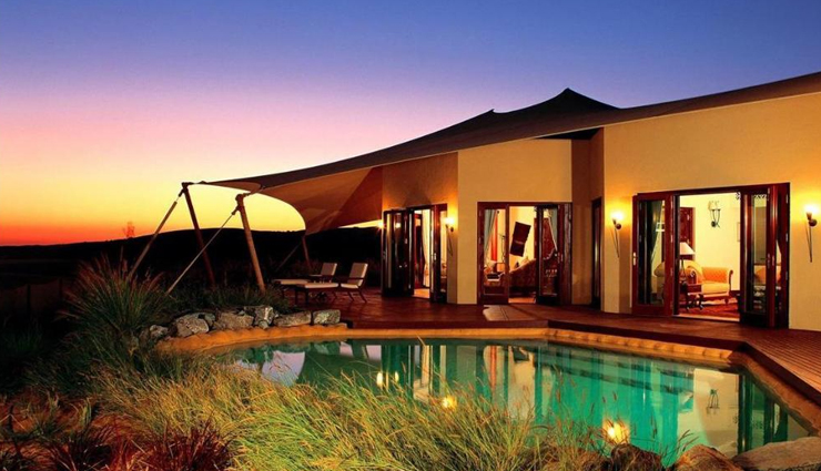 dubai,destination wedding in dubai,places for wedding in dubai,al maha desert resort,atlantis the palm,dubai polo & equestrian club,burj al arab jumeirah,emirates palace,royal mirage resort