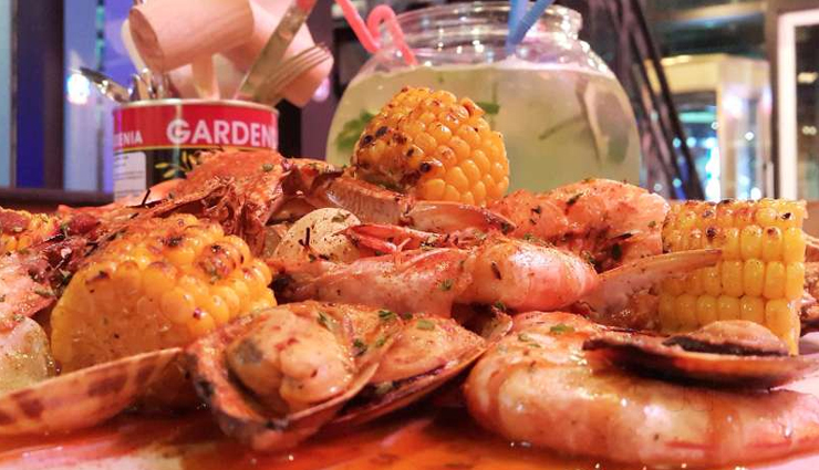 al ustad special kabab,robertos,elia,dampa seafood grill,the meating room,biryani adda,maraheb,dubai,restaurants to visit in dubai