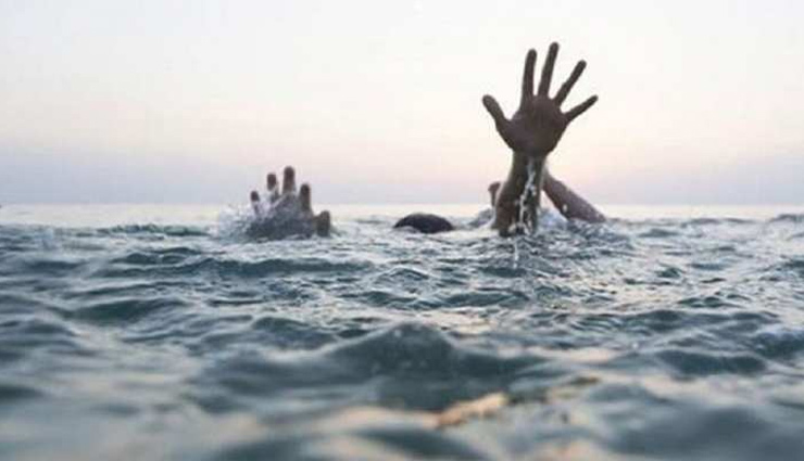 दिल्ली में गड्ढे में नहाने उतरे थे 7 दोस्त, 3 की डूबने से मौत