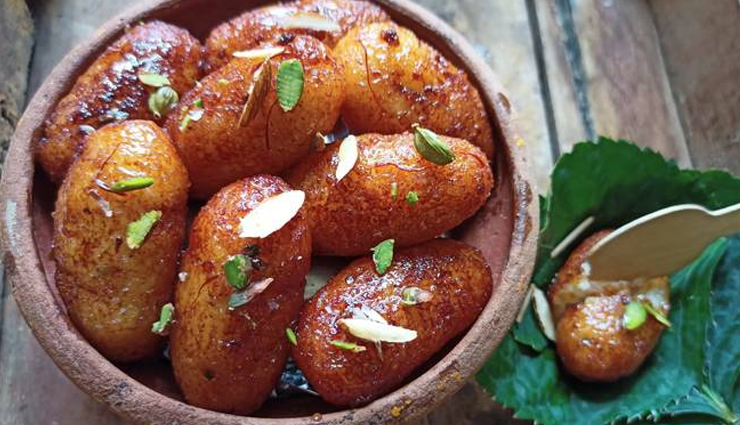 हर किसी के मुंह में घुल जाता हैं इन बिहारी व्यंजनों का स्वाद, आप भी जरूर चखें bihar cuisine,bihari food,famous dishes of bihar,traditional food of bihar,flavors of bihar,spices of bihar,regional cuisine of india,must-try dishes in bihar,bihari delicacies,authentic bihar cuisine