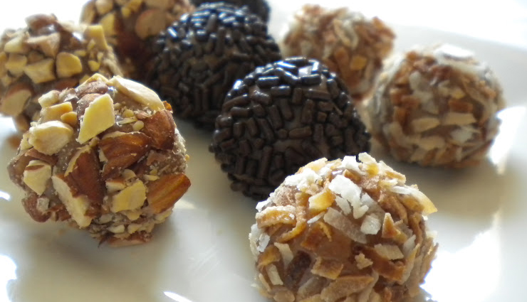 coconut bites,coconut recipe,sweets recipe,dulce de leche coconut bites