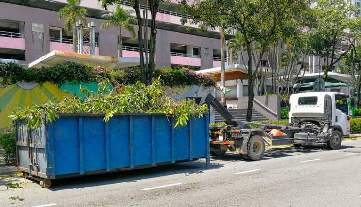 dumpster rental services,best dumpster rental features,features of top dumpster rental companies,dumpster rental benefits,roll-off dumpster features,residential dumpster rental services,commercial dumpster rental advantages,affordable dumpster rental options,dumpster size selection,flexible rental periods,waste disposal services,reliable dumpster delivery and pickup,customer reviews and testimonials,eco-friendly disposal options,local dumpster rental availability