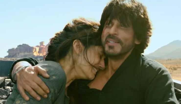 2 News : पहले दिन शाहरुख की दोनों फिल्मों से पीछे रह गई ‘डंकी’, कमाई में ‘एनिमल’ और ‘सैम बहादुर’ का हाल भी जानें