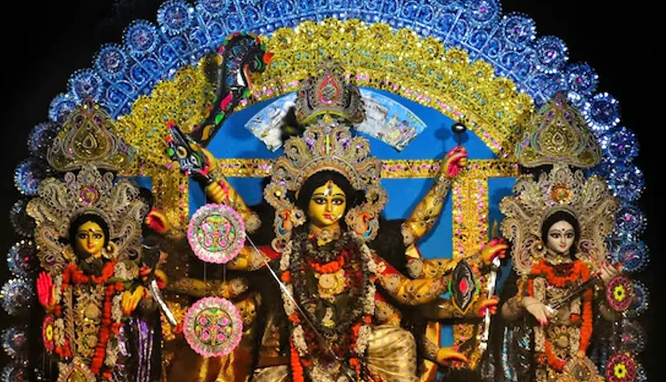 नवरात्रि 2025: दिल्ली में देखें बंगाल जैसे भव्य दुर्गा पूजा पंडाल, तुरंत नोट कर लीजिए नाम navratri 2025 delhi,durga puja pandal delhi,bengali durga puja delhi,cr park durga puja,greater kailash ii durga puja,rajiv chowk minto road durga puja,mayur vihar milani puja,dwarka kali bari pandal,jhandevalan arambagh puja