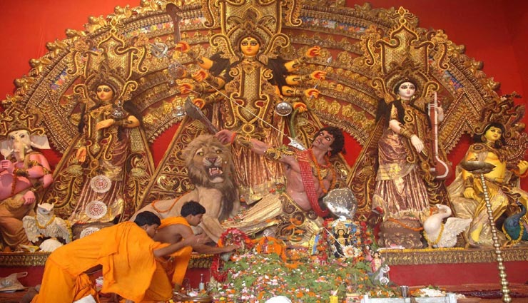 Navratri 2019: बेंगलुरु में इन 5 पंडाल पर ले दुर्गा पूजा का आनंद, होता है भव्य आयोजन