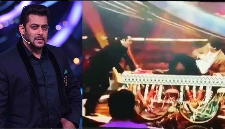 सलमान खान के शो में दिखा 'करण-अर्जुन' का प्‍यार, कुछ इस अंदाज़ में ली शाहरुख खान ने एंट्री, देखे वीडियो