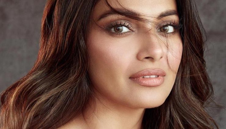 सांवली स्किन के लिए आजमाए ये मेकअप टिप्स, खूबसूरती के साथ बढ़ेगा निखार