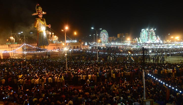5 best places to enjoy navratri and dussehra in india,best places to enjoy navratri in india,festivals to enjoy in india,dussehra enjoyment in india,navaratri festival,katra,durga puja,kolkata,garba,ahmedabad,dussehra mela,kota,ramnagar ramlila,varanasi