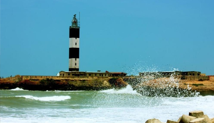 places to visit in dwarka for spiritual experiences,must-see spiritual sites in dwarka,spiritual places in dwarka,dwarkadhish temple visits,dwarka pilgrimage sites,religious places in dwarka,dwarka divine experiences,dwarka sacred destinations,dwarka spiritual tourism,dwarka spiritual landmarks,dwarka religious exploration,dwarka spiritual journey,dwarka religious heritage,spiritual retreats in dwarka,dwarka spiritual travel guide