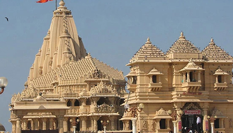 famous temples of shri krishna,holidays,travel,tourism