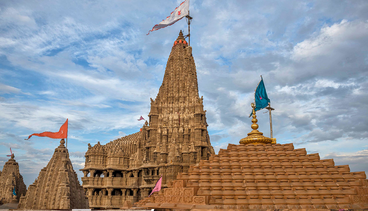 lord krishna temples in india,famous krishna temples,krishna pilgrimage sites,krishna temples architecture,spiritual significance of krishna temples,krishna janmashtami,krishna temples in mathura,krishna temples in vrindavan,krishna temples in gujarat,krishna temples in rajasthan,krishna temples in uttar pradesh