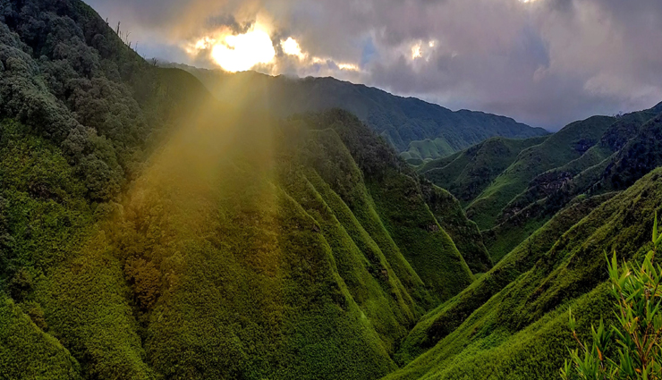 beautiful valleys in india,must-visit valleys in india,scenic indian valleys,indias picturesque valleys,best valleys for nature lovers in india,top valley destinations in india,stunning indian landscapes,natural beauty in india,valley tourism in india,indian valleys to explore