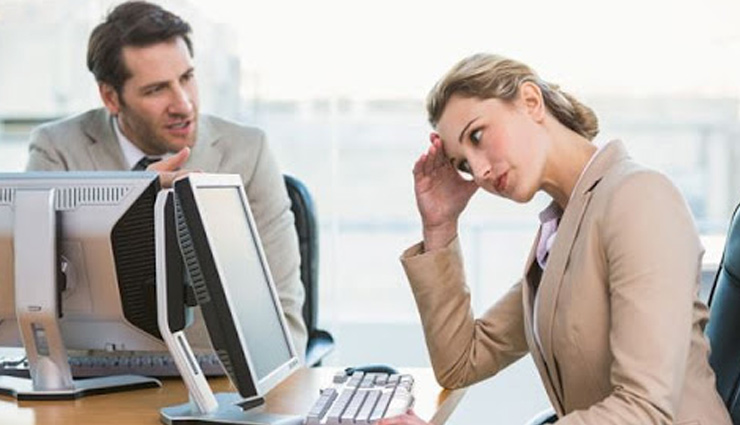 6 Ways To Help You Deal With Toxic Co-Worker