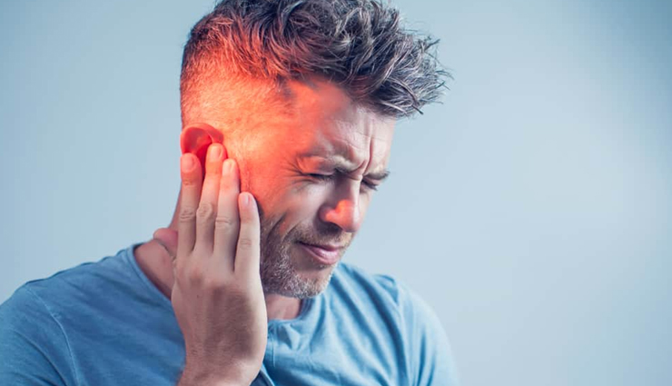 असहनीय पीड़ा का अहसास करवाता हैं कान दर्द, इन घरेलू उपायों से करें इसे दूर 