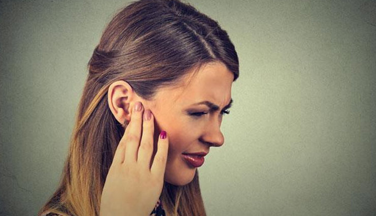 घरेलू उपाय जिनकी मदद से आपको मिलेगा कान के दर्द में आराम