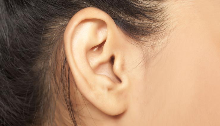 5 Effective Home Remedies To Treat Pimple in Ear