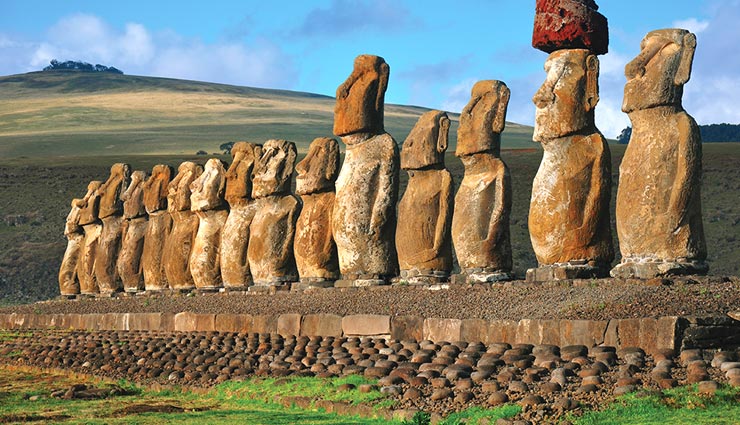 holidays,wanderlust,places to be visited around the world,angkor wat,the parthenon,easter island,5 amazing man made wonders,wonderful man made wonders,man made things to be visited,sydney opera house,trevi fountain