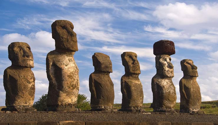 chile,torres del paine national park,patagonia,iquique,san pedro de atacama,valparaiso,easter island,chile,attractions in chile,places to visit in chile