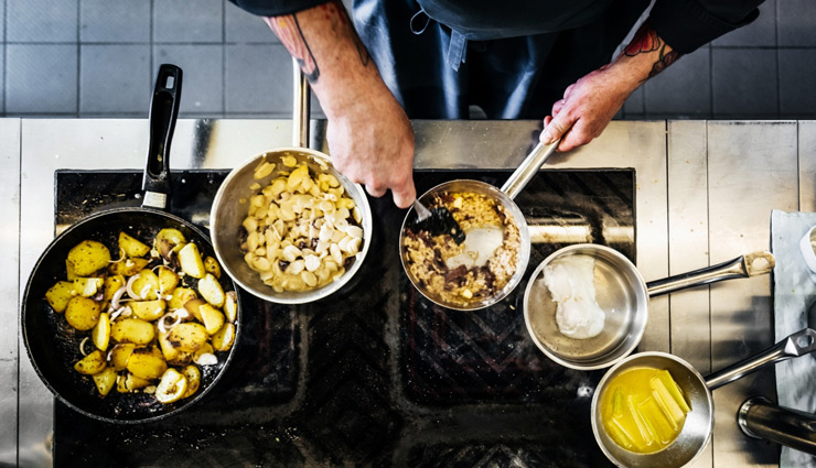 इन टिप्स कि मदद से बन सकती है आप मास्टर शेफ, जानें किस तरह बढाए सब्जी का जायका kitchen tips,cooking tips,household tips