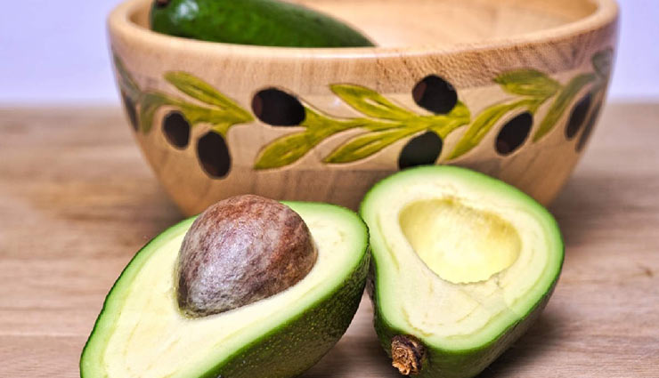 सर्दियों में आती हैं स्किन के ड्राई होने की समस्या, इन चीजों से करें इसे मॉश्चराइज beauty tips to treat dry skin in winter beauty tips,beauty hacks