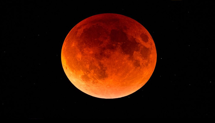 lunar eclipse,chandra grahan,astrology tips,astrology ,चंद्रग्रहण परे करें ये उपाय