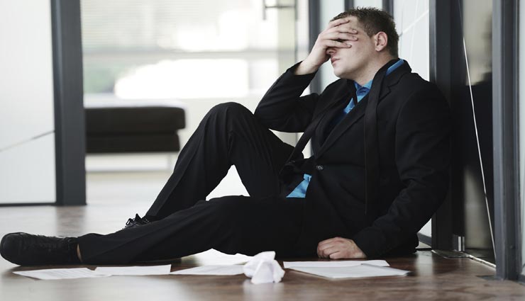 vastu tips,vastu tips in hindi,financial distress,vastu dosh