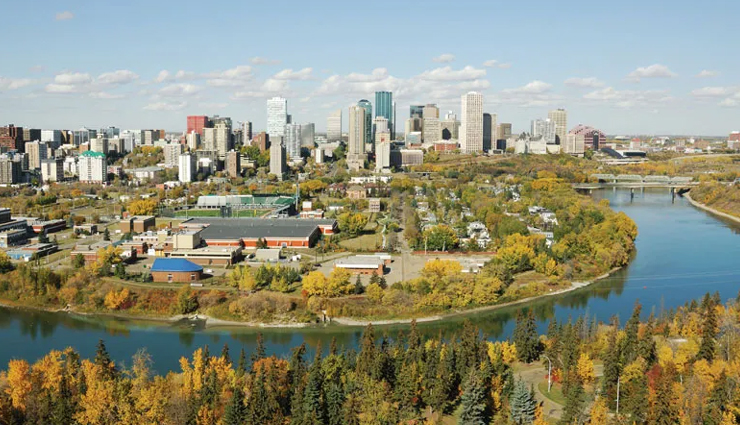 windiest places in canada,canadas strongest winds,canadian windy destinations,windy cities in canada,extreme winds in canada,canadas blustery locations,wind patterns in canadian regions,coastal winds in canada,arctic windy locations,wind gusts in northern canada,canadas windy weather,weather challenges in windy canada,windy climate in canadian provinces,wind records in canada,canadian wind speeds,windy canadian landscapes,windy experiences in canada,weathering canadas winds,canadas windiest months,canadian wind phenomena